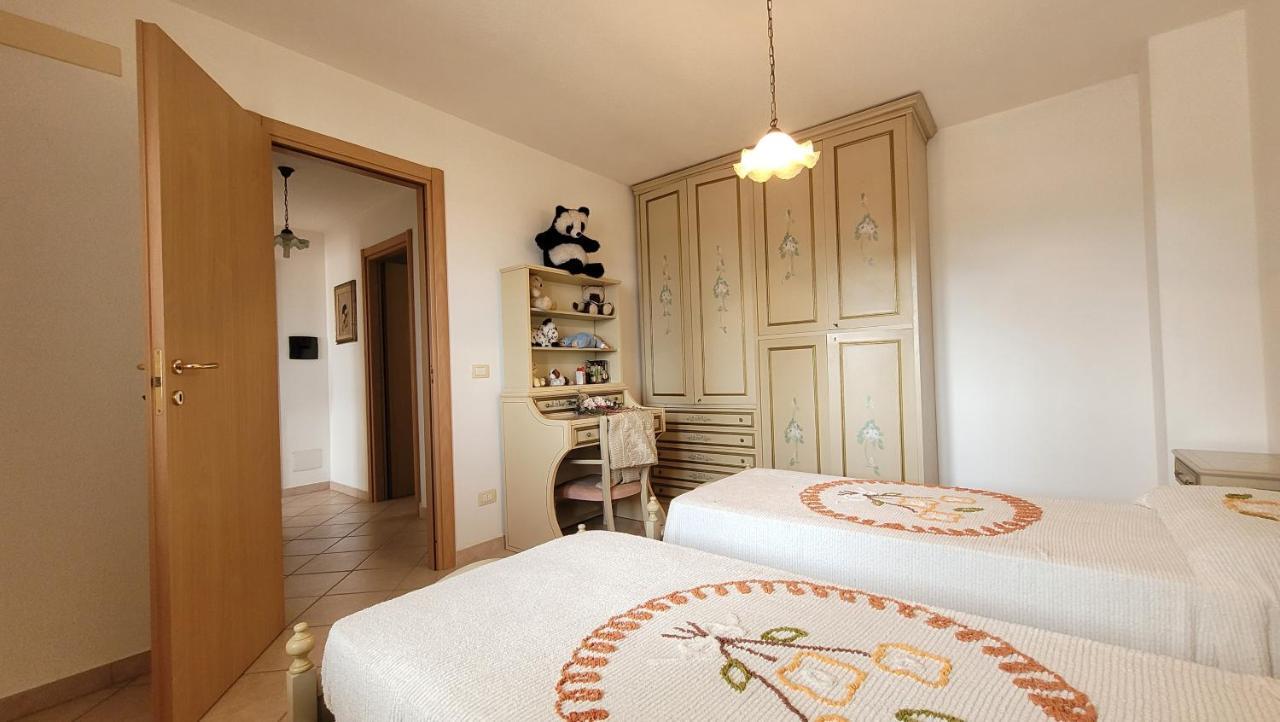 Residenza La Pineta Orosei Villa Luaran gambar