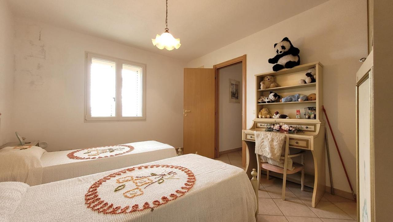 Residenza La Pineta Orosei Villa Luaran gambar